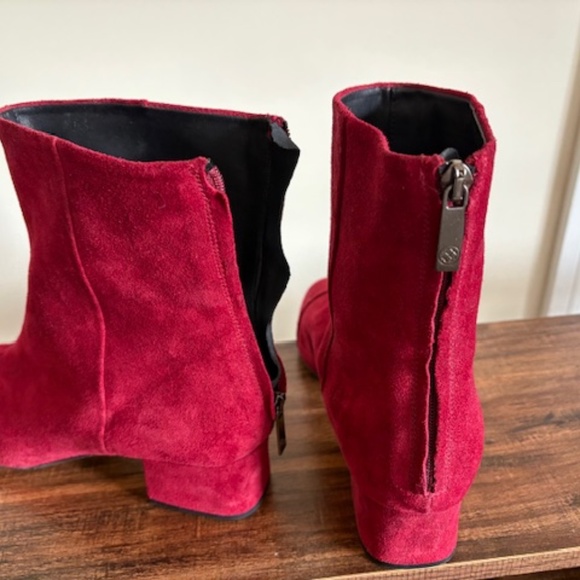 Scarlet booties, brand new, never worn. No box. Made in Italy. - Picture 2 of 3